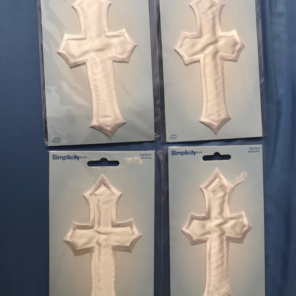 Simplicity Cross Iron-On Appliques - Set of 4